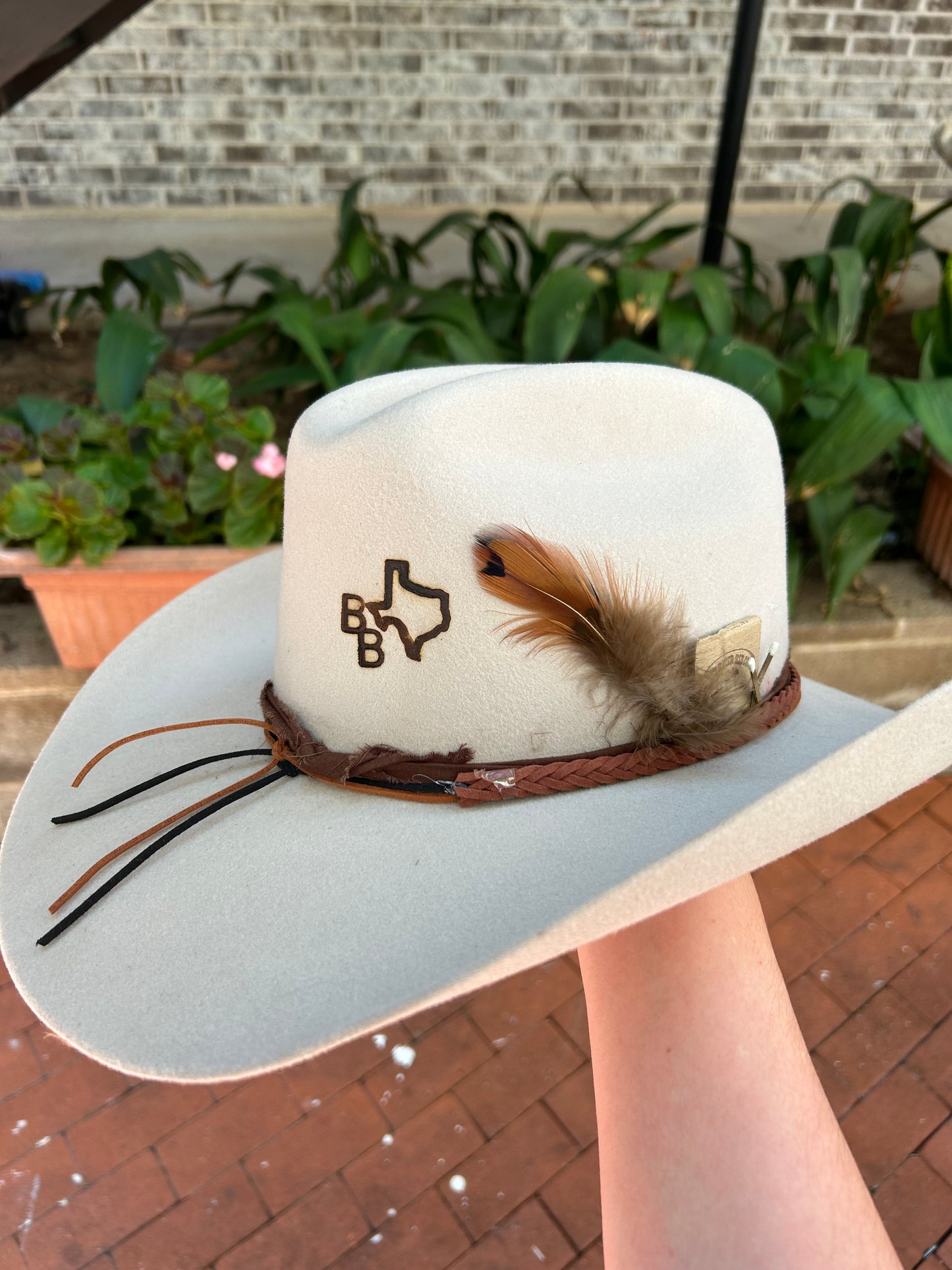 Light Cream Felt Cowboy Hat